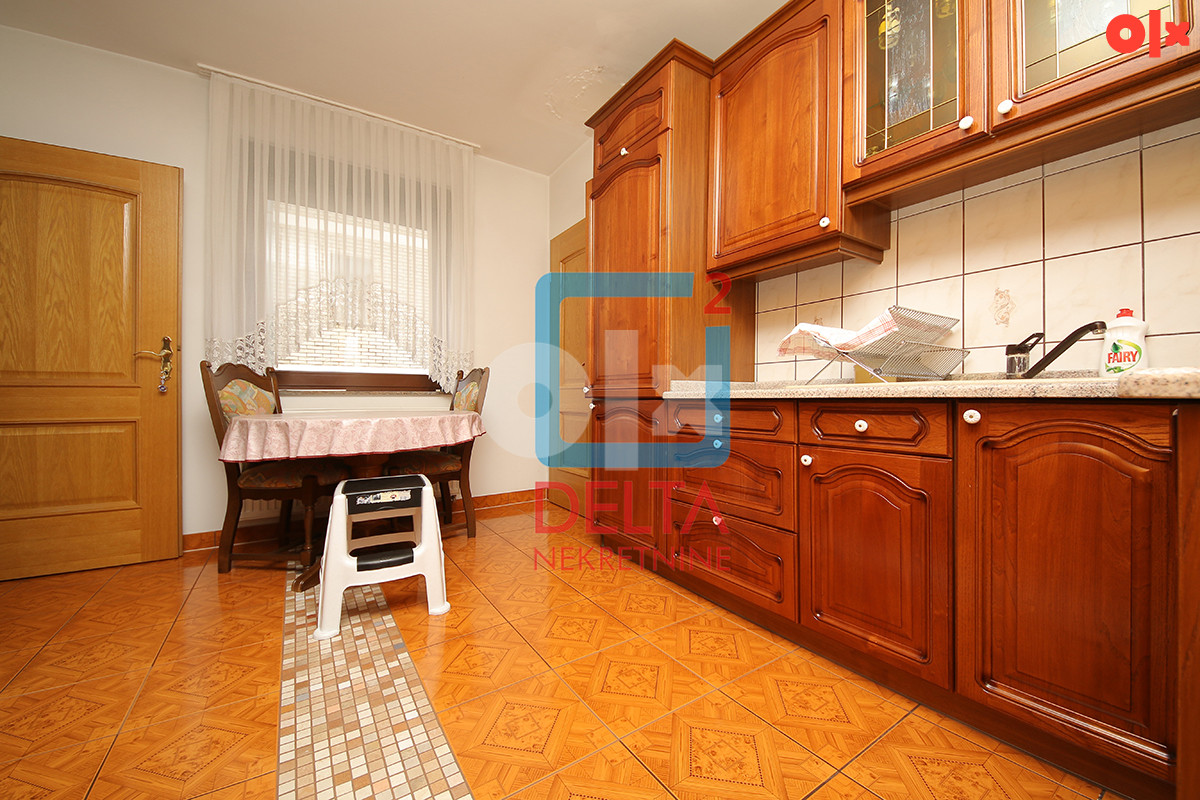 Kuća na parceli od 756m2 i poslovnim objektom / Otes / Ilidža photo 5