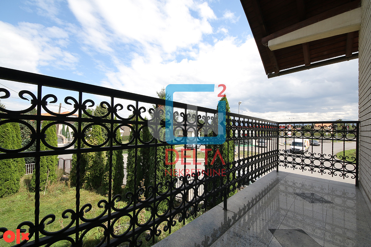 Kuća na parceli od 756m2 i poslovnim objektom / Otes / Ilidža 16