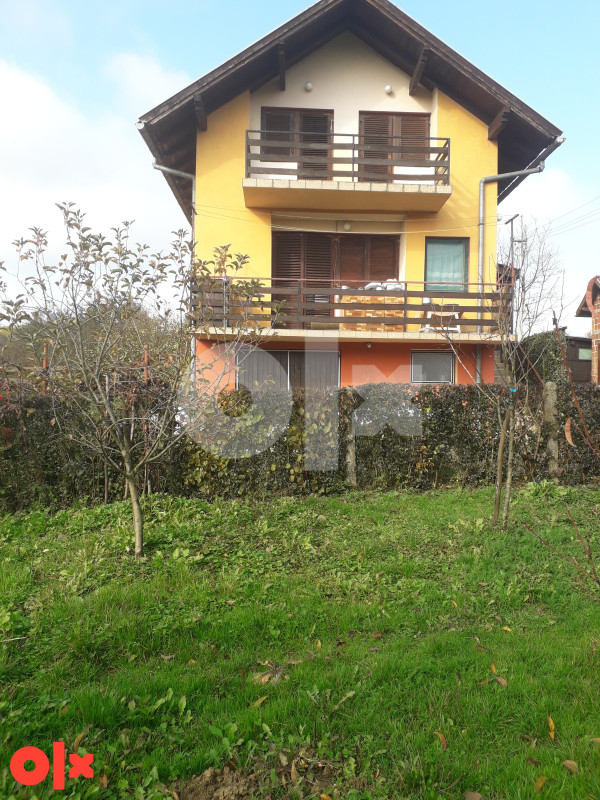 Kuća , Veliko Blasko, kod Slatine 936m2