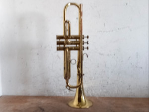 Extra truba AMATI KRASLICE ATR 201 sa koferom