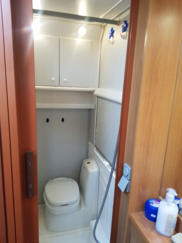 Kamp prikolica knaus uvezena ocarinjena reg bih papiri
