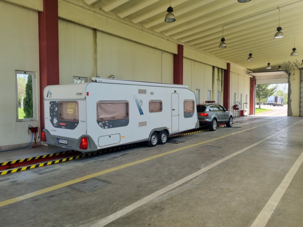 Kamp prikolica knaus uvezena ocarinjena reg bih papiri
