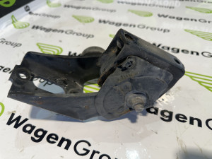 Nosac motora mjenjaca Toyota RAV4 2004 (fotografija 4)