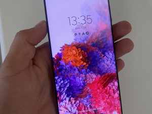 Samsung Galaxy s20 plus +