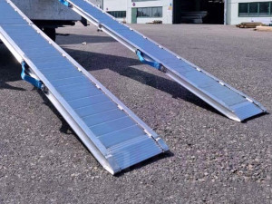 Aluminijske rampe - Penjalice za utovar bagera i vozila