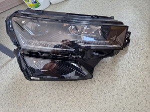 DESNI FAR FULL LED SKODA KAROQ -57B941036