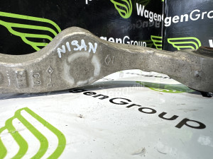 Rame lijevo Nissan (fotografija 2)