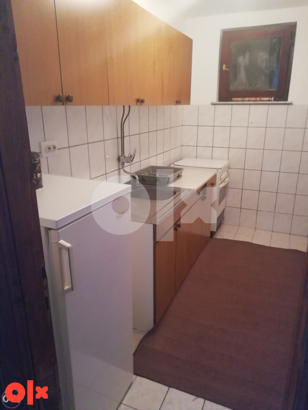 Soba, sobe, krevet za djevojke Banja Luka 7