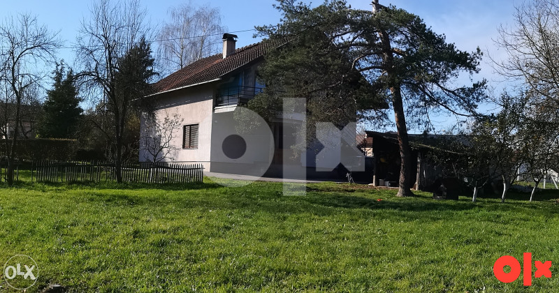 Soba, sobe, krevet za djevojke Banja Luka 9