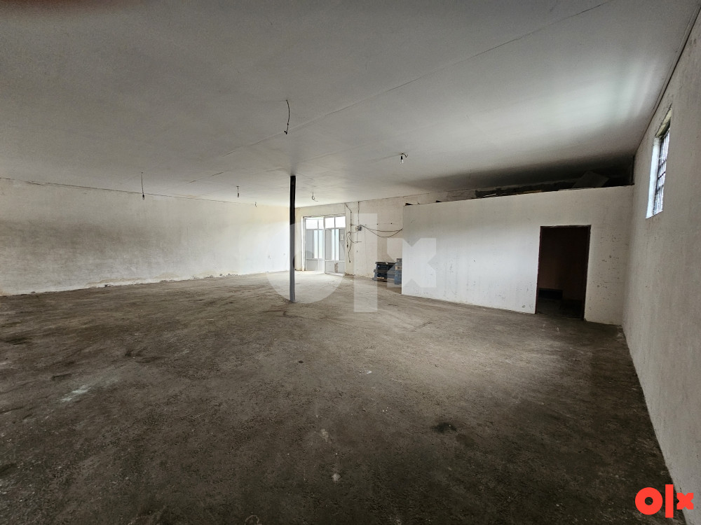 IZDAJE SE Skladiste 150m2  kod Kneza MAGACIN I. SARAJEVO