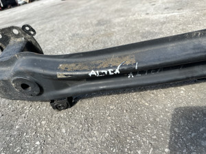 Greda prednja Seat Altea 2007 (fotografija 2)
