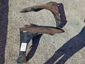 BLATOBRANI LIJEVI DESNI FORD FOCUS 2004>