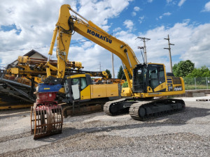 Komatsu HB 215 LC-2
