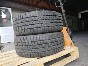Prodajem 2 gume 255 60 18 Continental 2020.g 6mm