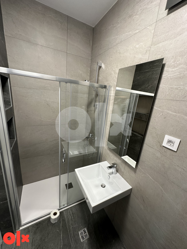 Četverosoban stan u srcu Banjaluke - 171 m2 16