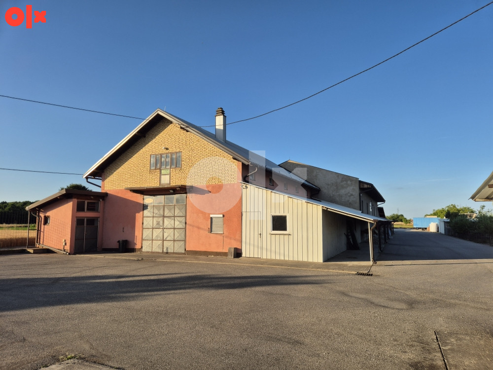 Poslovni Objekat sa skladistem i zemljistem 6126 m2 2