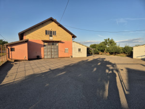 Poslovni Objekat sa skladistem i zemljistem 6126 m2