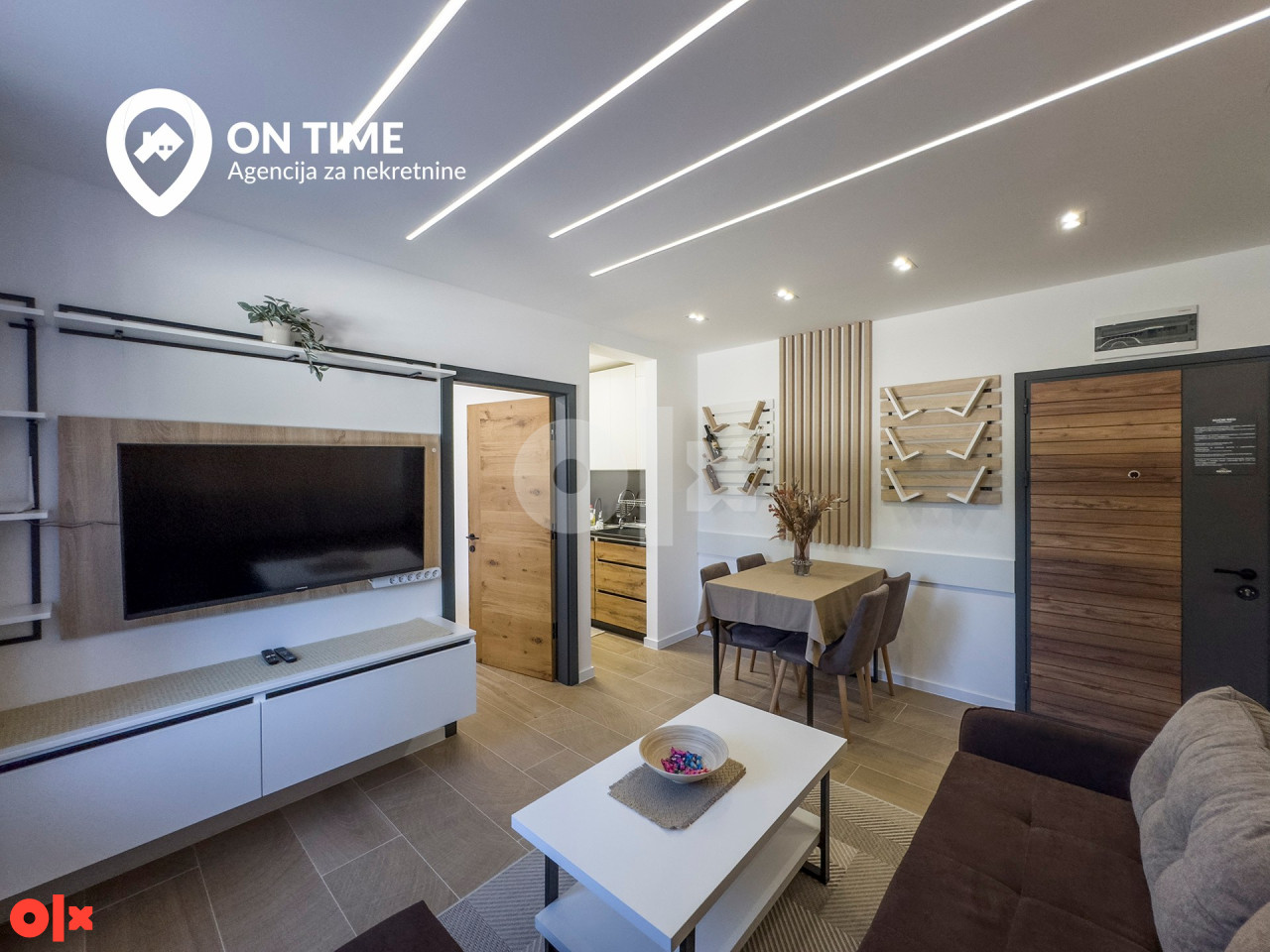 ON TIME prodaje: Apartman, dvosoban, Jahorina 3