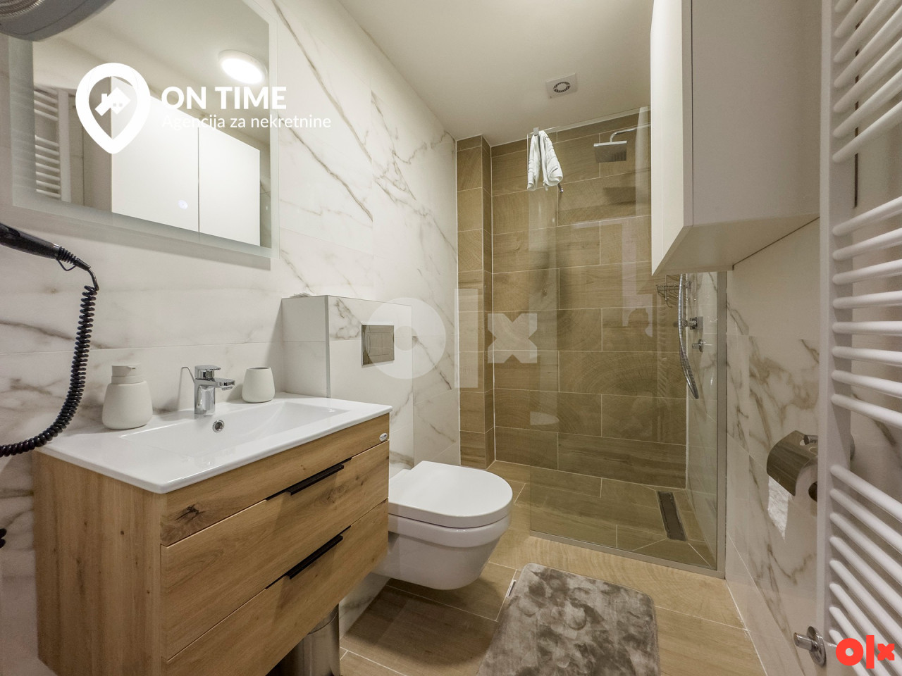 ON TIME prodaje: Apartman, dvosoban, Jahorina 19