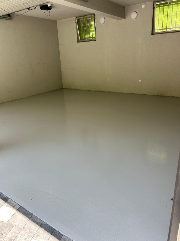 Floor Expert EP 310W ( epoxy premaz za garaže ostave skladišta)