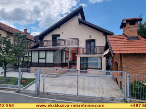 Namještena etažna kuća površine 98 m2! ID 3845/ZP