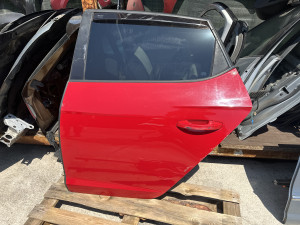 Vrata zadnja lijeva limuzina Seat Leon 2015