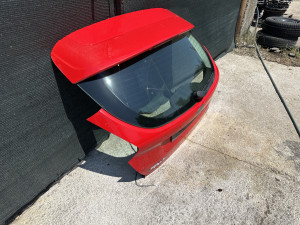 Gepek Ford Focus 2015 (fotografija 3)