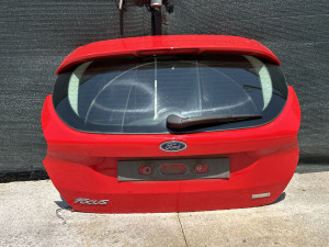 Gepek Ford Focus 2015 (fotografija 4)