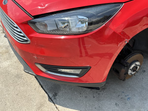 Branik prednji Ford Focus 2015 (fotografija 2)
