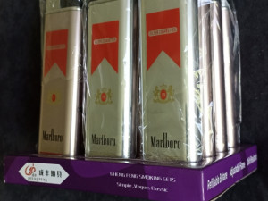 Marlboro upaljači - veliki