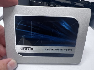 SSD Crucial MX500 250GB polovno