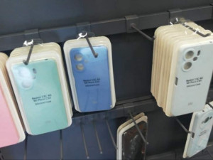 Redmi 13c / poco c65 silikonska maskica original