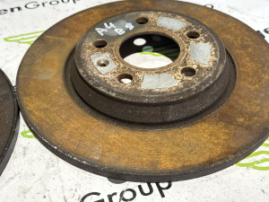Disk diskovi zadnji Audi A4 B8 2011