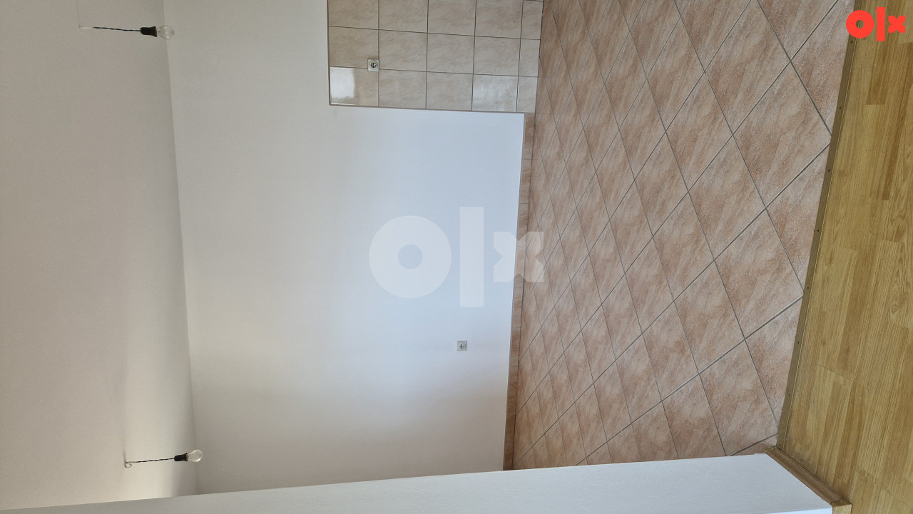 Trosoban stan DOBOJ 79 m2, Karađorđeva 47 9