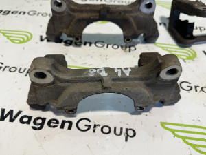 Nosac klijesta prednji uadnji Audi A4 B8 2011 (fotografija 5)