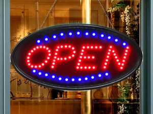 REKLAMNI LED DISPLAY "OPEN"