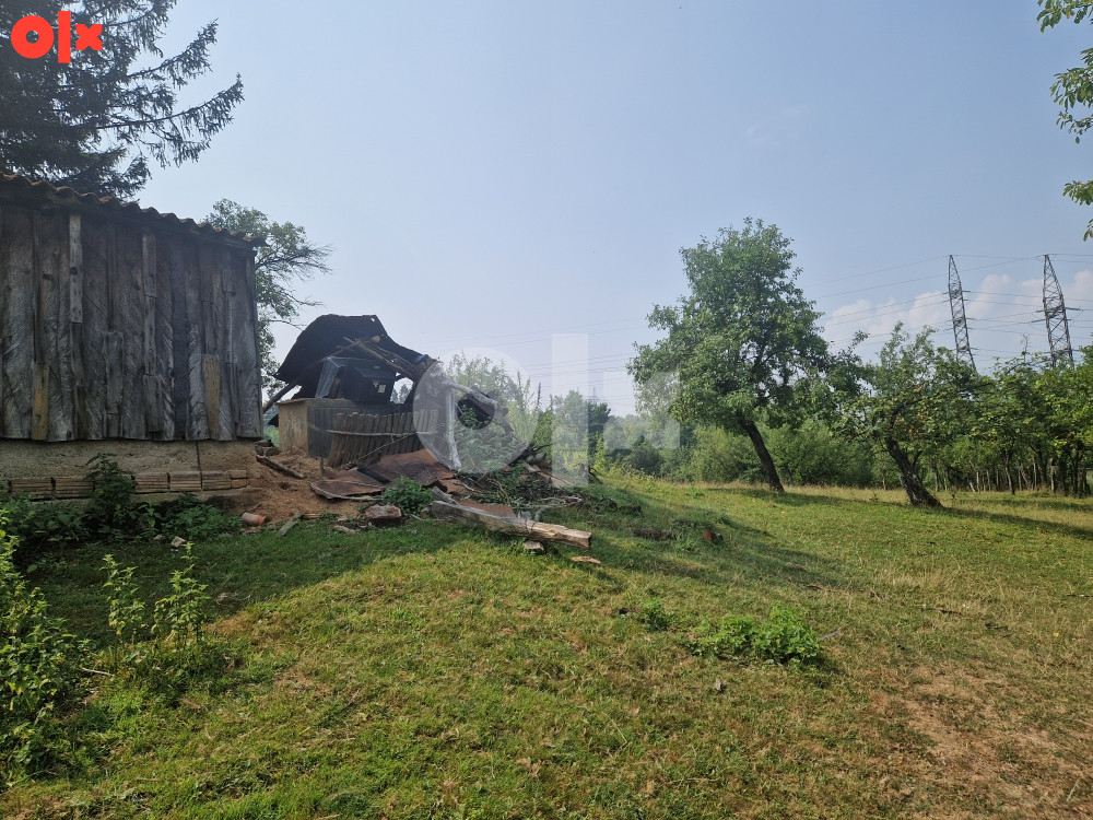 Zemljiste 2400m2 i kuca lukavica-Ivanici 10