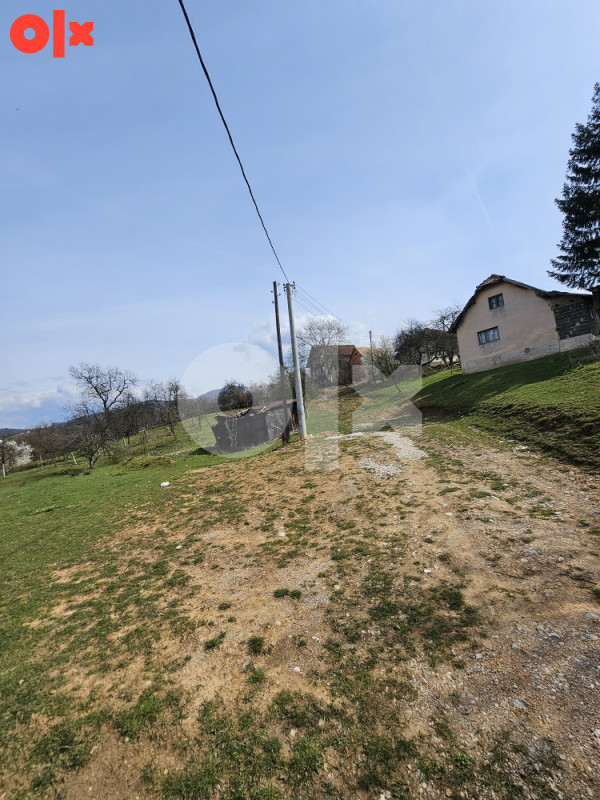 Zemljiste 2400m2 i kuca lukavica-Ivanici