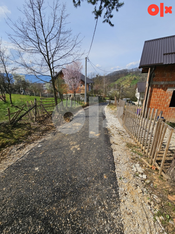 Zemljiste 2400m2 i kuca lukavica-Ivanici 9
