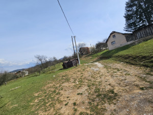Zemljiste 2400m2 i kuca lukavica-Ivanici photo 5