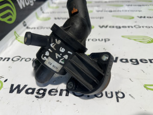 Racva vode vode termostat Volkswagen Golf 6 (fotografija 2)