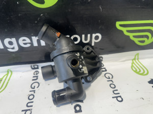 Racva vode vode termostat Volkswagen Golf 6 (fotografija 3)