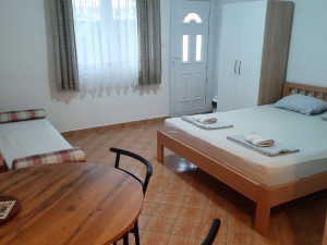 Apartmani i sobe Indi Neum 061/727-821