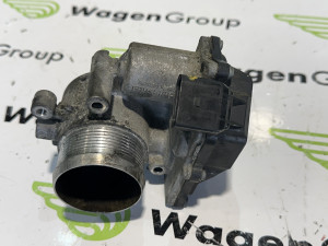 Klapna gasa Audi A4 B8 2011 (fotografija 4)