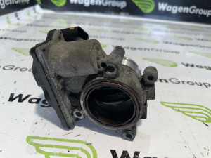 Klapna gasa Audi A4 B8 2011 (fotografija 5)