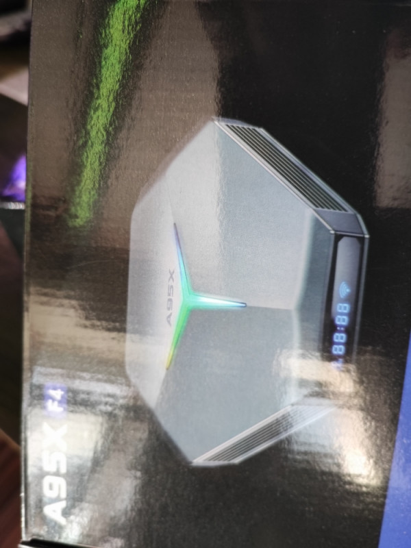 A95X F4 Amlogic+IPTV  12.mjeseci SUPER BRZI Tv box- ANDROID TV