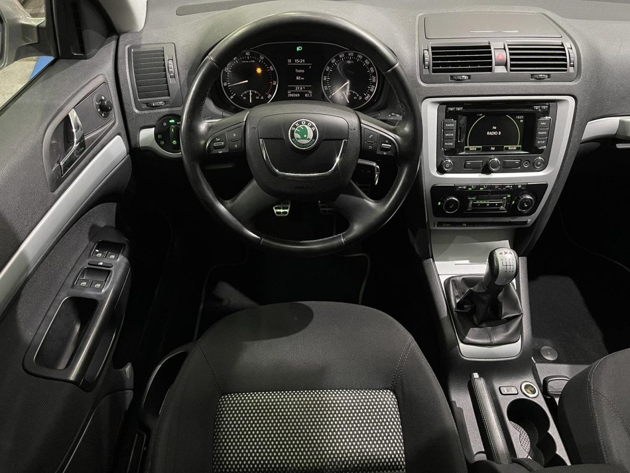 ŠKODA OCTAVIA SCOUT 4x4 1.8 TFSI ,2010 GOD, XENONI