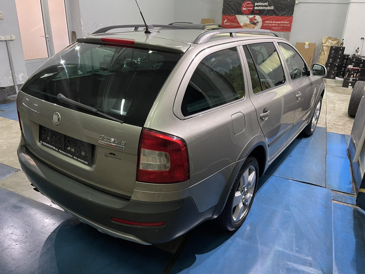 ŠKODA OCTAVIA SCOUT 4x4 1.8 TFSI ,2010 GOD, XENONI