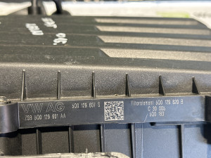 Kućište zracnog filtera Volkswagen Golf 7 (fotografija 2)