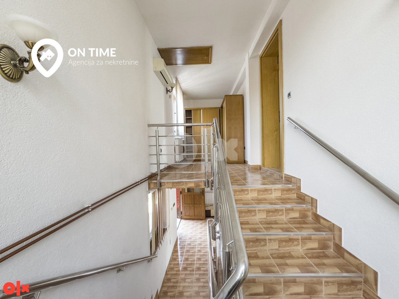 ON TIME prodaje: Poslovno-stambeni objekat, Zenica 16